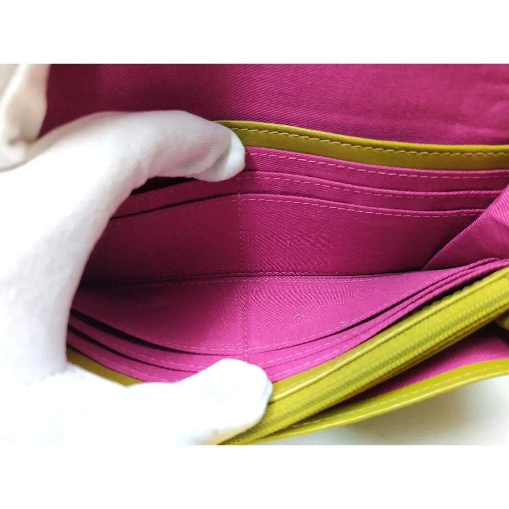 Hobo International Lime Green Yellow Leather Credit Card Bifold Wallet